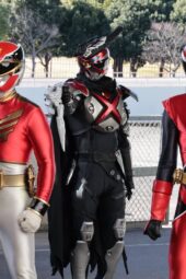 No.1 Sentai Gozyuger episode 8 Sub Indonesia